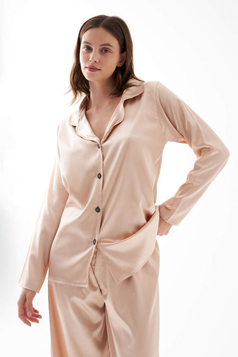Kadın Bej Oversize Saten Pijama Takımı