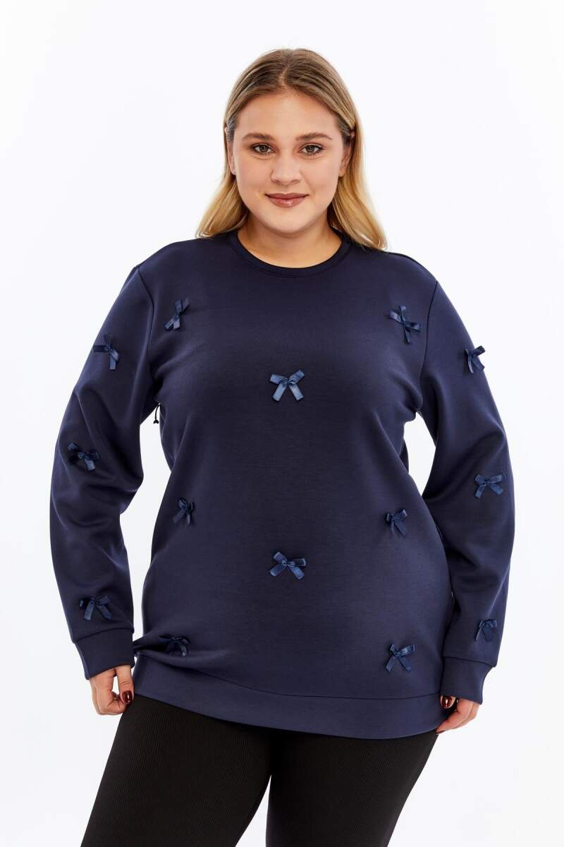 Fiyonk Detaylı Büyük Beden Sweatshirt Lacivert