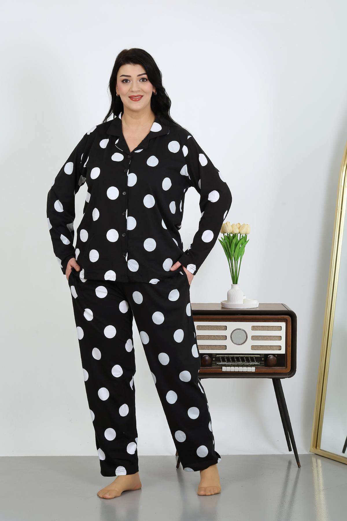 Angelino Kadın Büyük Beden Pamuklu Cepli Düğmeli Siyah Pijama Takım 202504