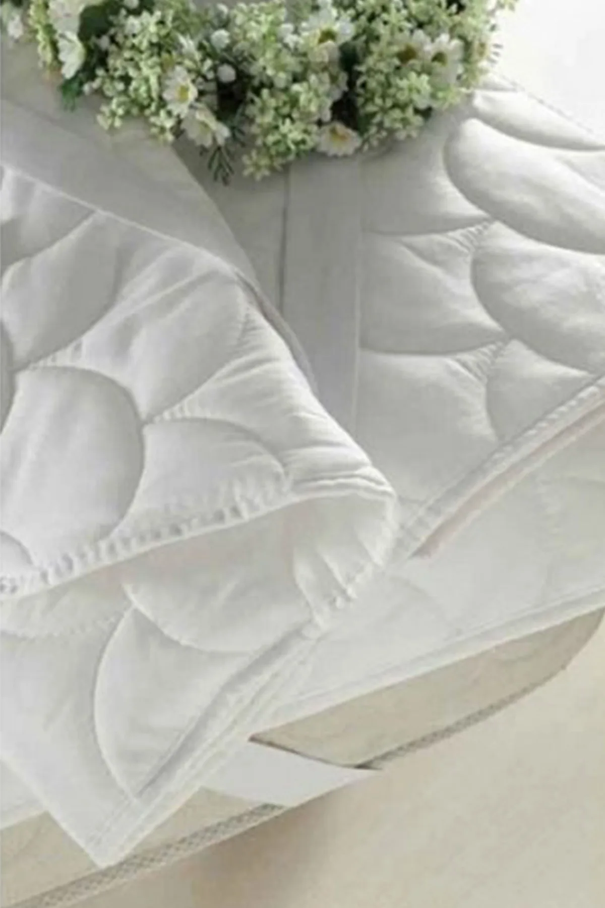 Kapitone Telalı Ped 200x200 Cm Çift Kişilik Alez