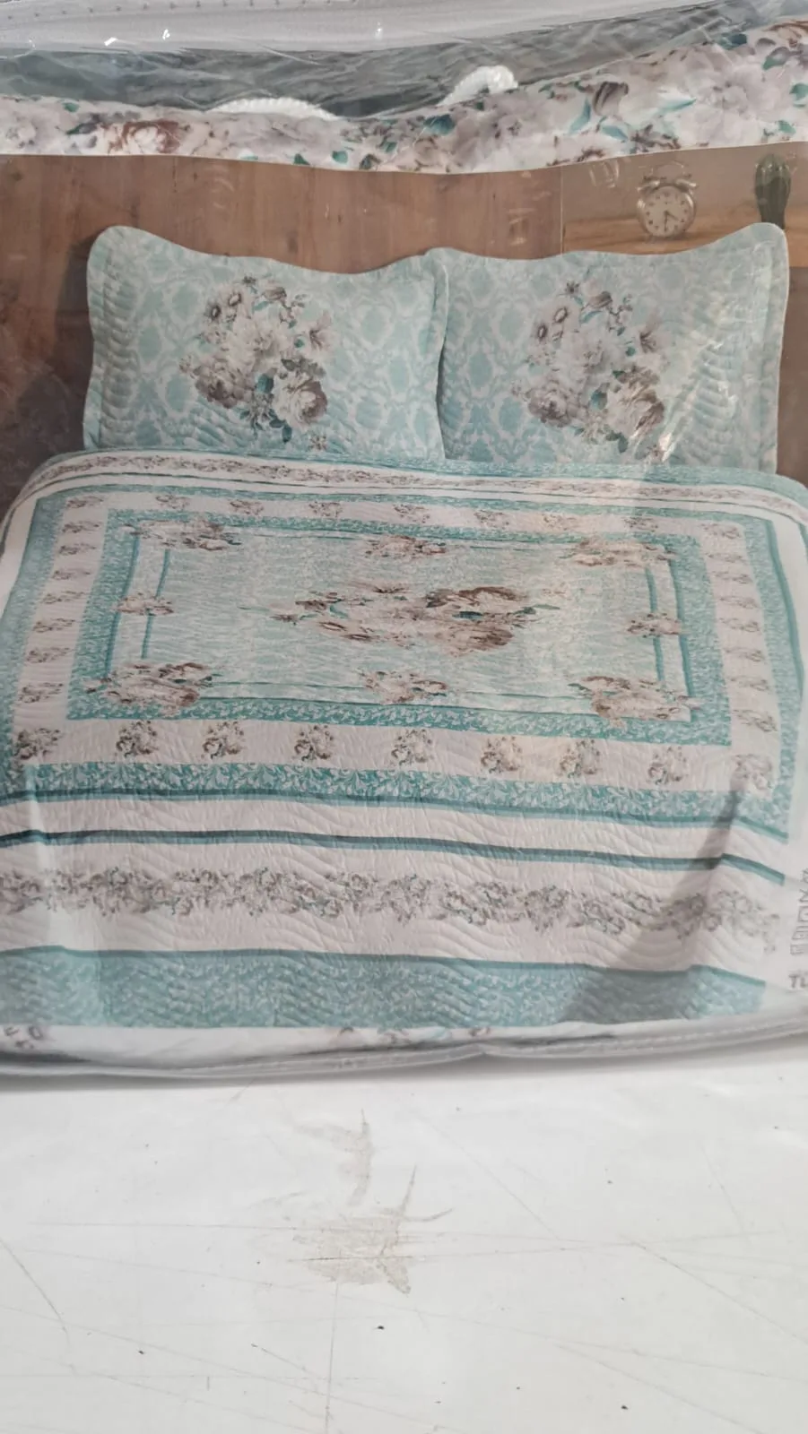 Eldora Baskılı Kapitoneli Çift Kişilik Yatak Örtüsü