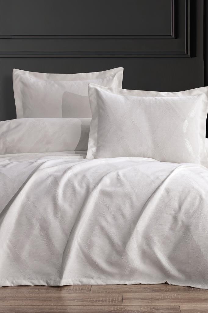 Nisan 3 Parça Çift Kişilik Pike Takımı 240x260 Krem