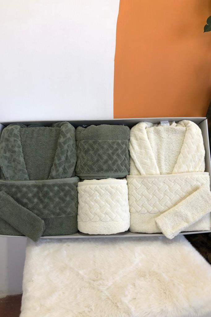 Şazeli 8 Parça Aile Bornoz Takımı Krem Haki