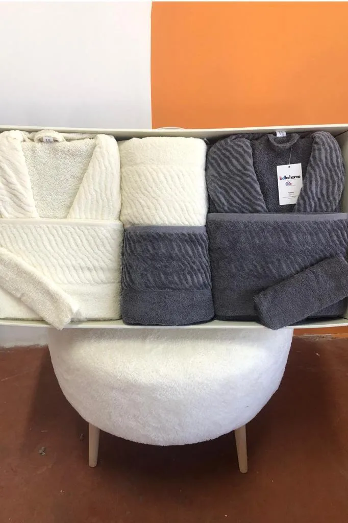 Zebra 8 Parça Aile Bornoz Takımı – Krem - Antrasit