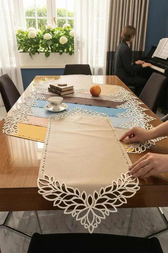 Papatya Desenli Aplikeli Runner 40x100 cm