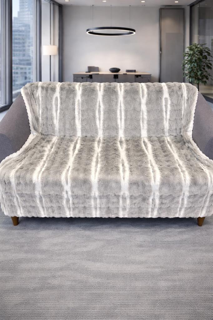 Su Yolu Tavşan Tüyü Kaymaz Tabanlı Koltuk Örtüsü 170x215 Cm Gri