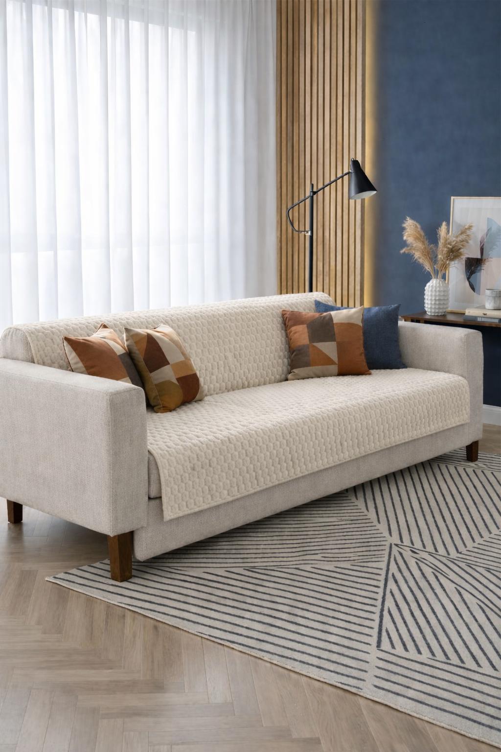 Liva Pelüş Kaymaz Tabanlı Koltuk Örtüsü 170x215 Cm Krem