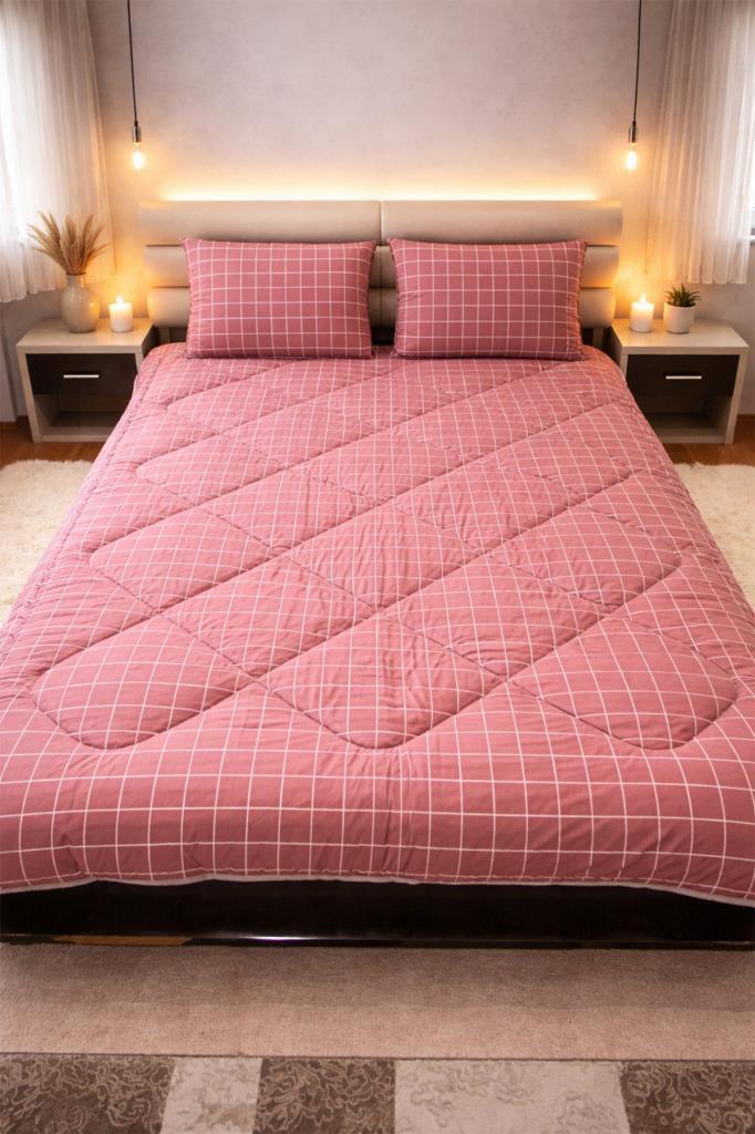 Kare Wellsoft 195x215 Cm Çift Kişilik Yorgan Takımı Kırmızı