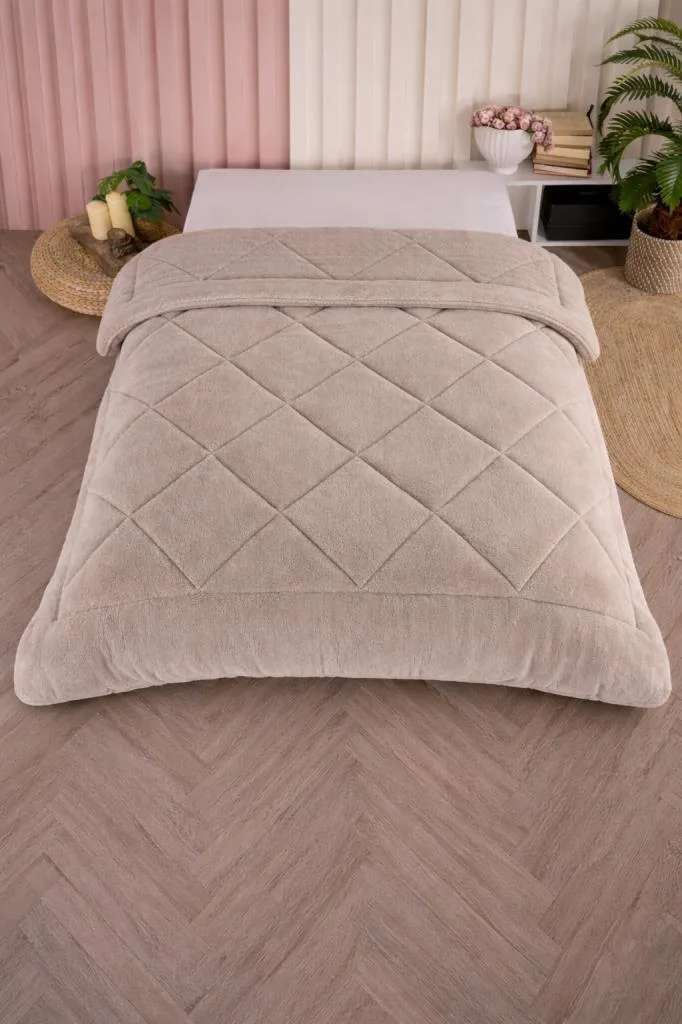 Uyl Wellsoft 195x215 Cm Çift Kişilik Yorgan – Bej