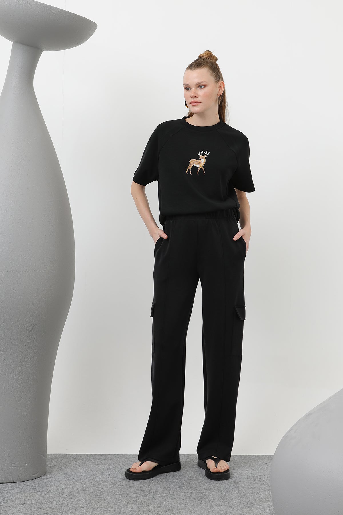 Kadın Ön Geyik Nakışlı Tshirt - 32119TSH - BLACK – Siyah, S-L