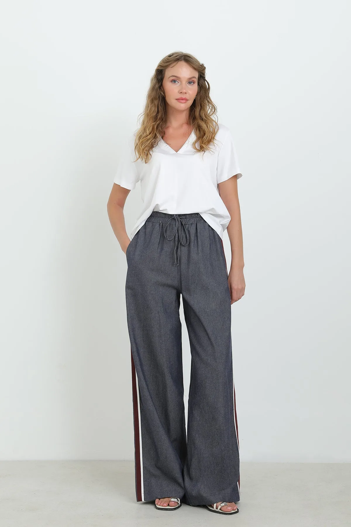 Kadın Denim Yanları Şerit Detaylı Pantolon - 32317PNT - INDIGO