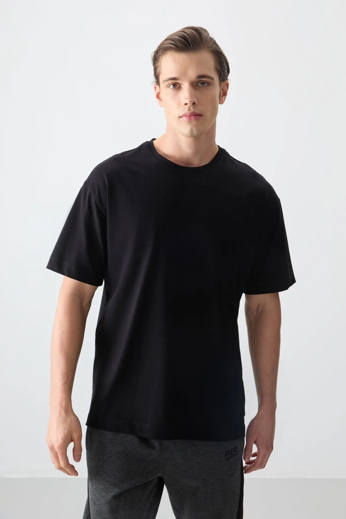 Siyah %100 Pamuk Kalın Yumuşak Dokulu Oversize Fit Basic Erkek T-Shirt - 88353 - Siyah – Siyah, S