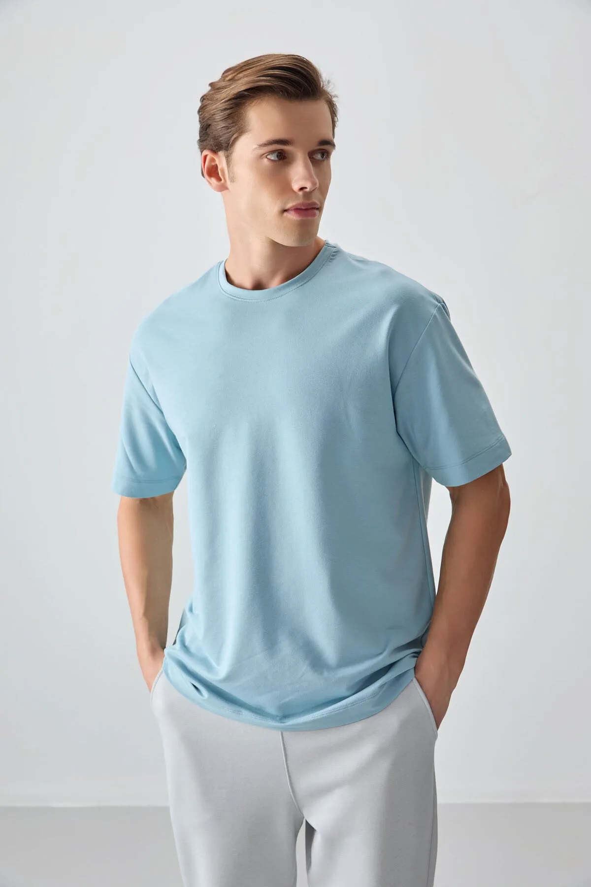Açık Mavi Pamuklu Kalın Yumuşak Dokulu Oversize Fit Basic Erkek T-Shirt - 88377 - Açık mavi – Açık mavi, S