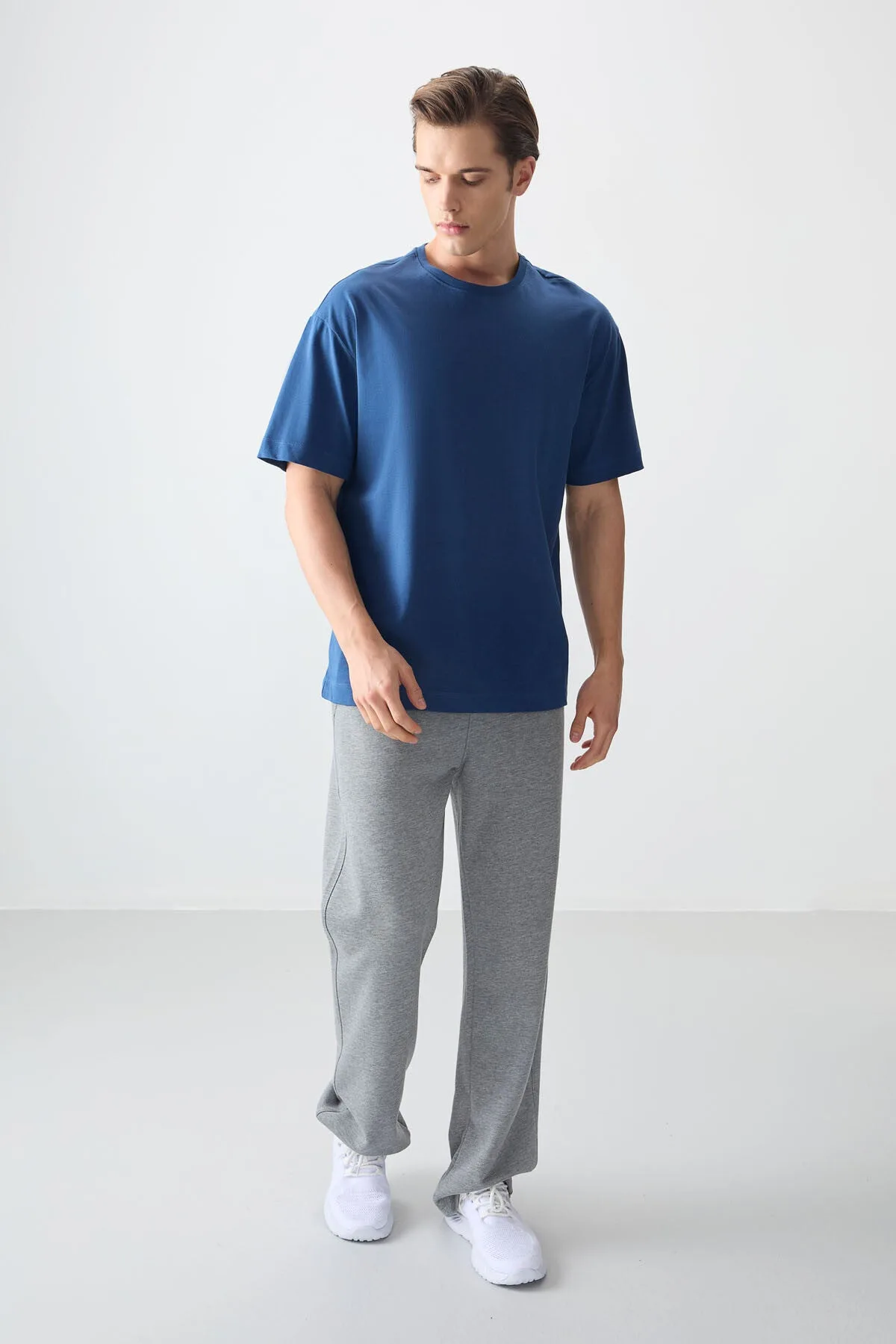 Parlament %100 Pamuk Kalın Yumuşak Dokulu Oversize Fit Basic Erkek T-Shirt - 88353 - Parlament – Parlament, S
