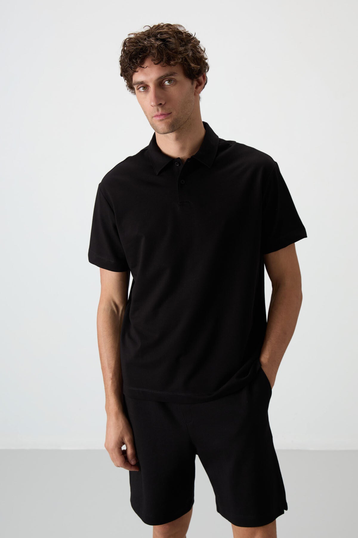 Siyah Pamuklu Kalın Yumuşak Dokulu Polo Yaka Oversize Fit Basic Erkek T- Shirt - 88381 - Siyah