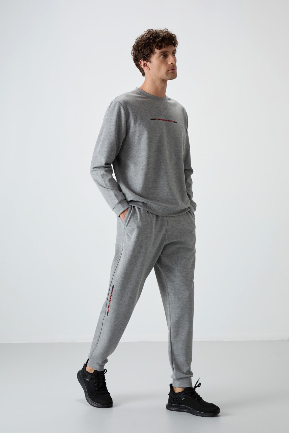 Gri Melanj Pamuklu Kalın Yumuşak Dokulu Comfort Fit Baskılı Erkek Eşofman Takım - 85239 - Gb melanj/gb melanj