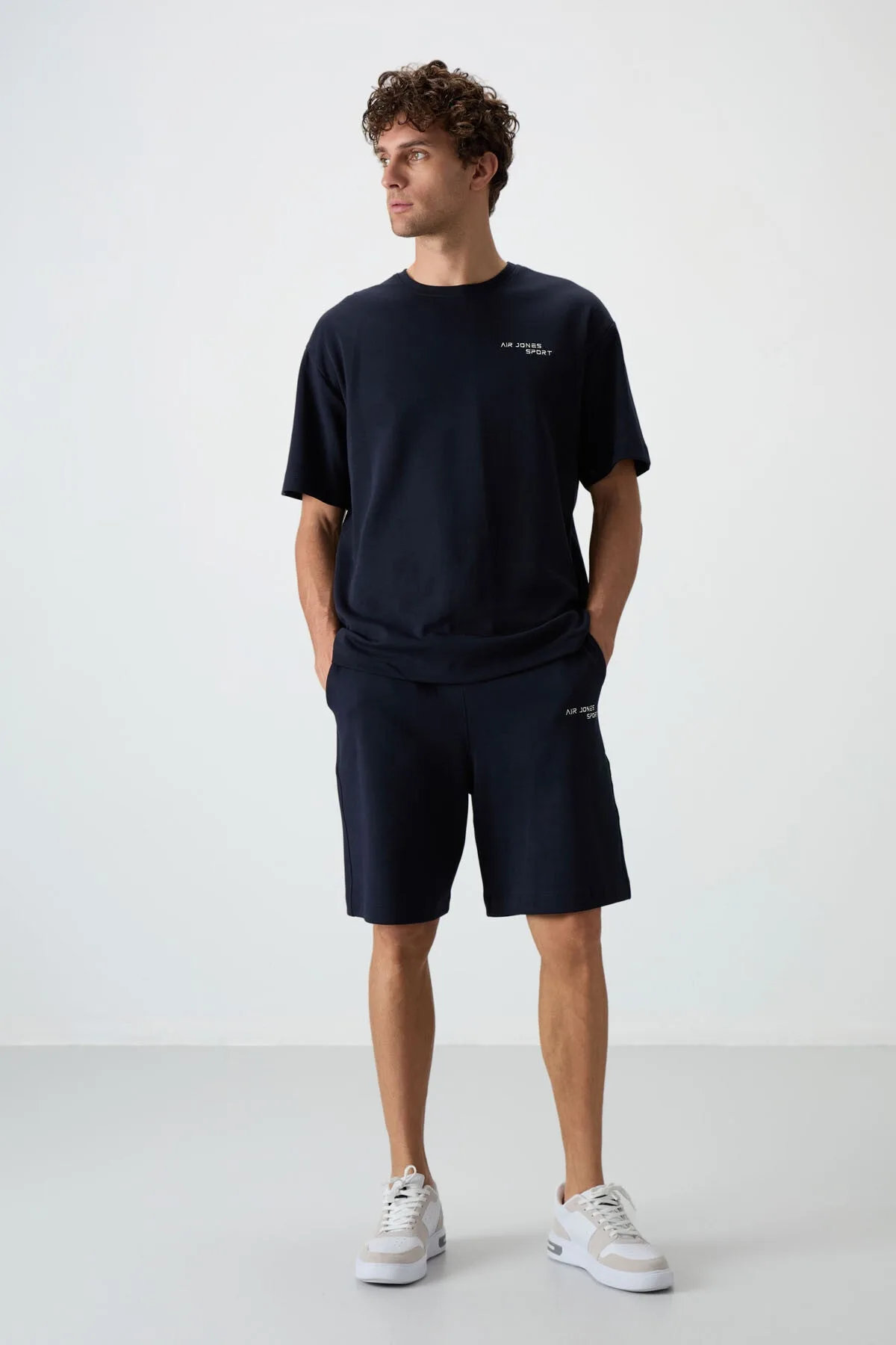 Lacivert Pamuklu Kalın Yumuşak Dokulu Oversize Fit Nakışlı Erkek Şort Takım - 85250 - Laci/laci – Laci, S