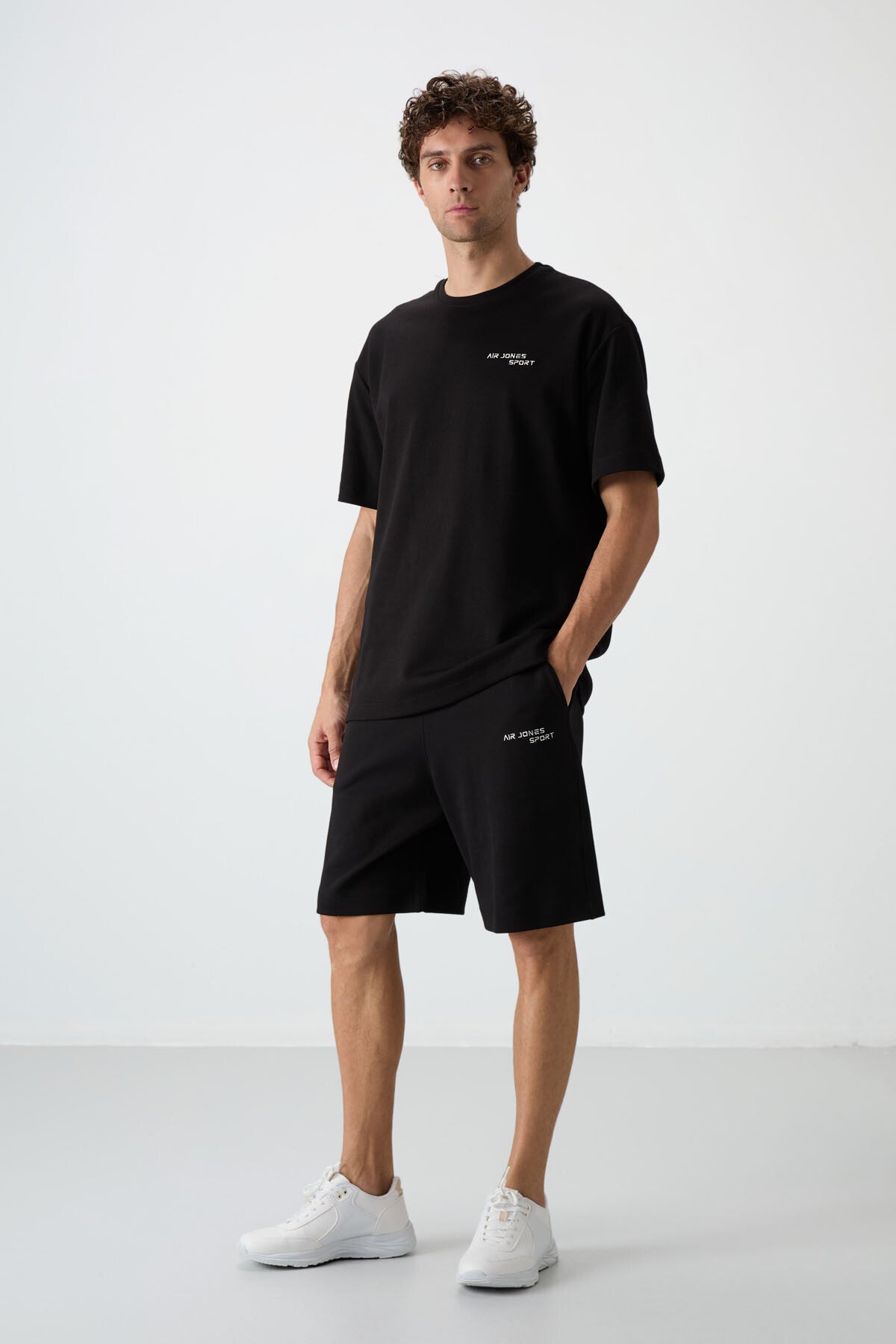 Siyah Pamuklu Kalın Yumuşak Dokulu Oversize Fit Nakışlı Erkek Şort Takım - 85250 - Siyah/siyah