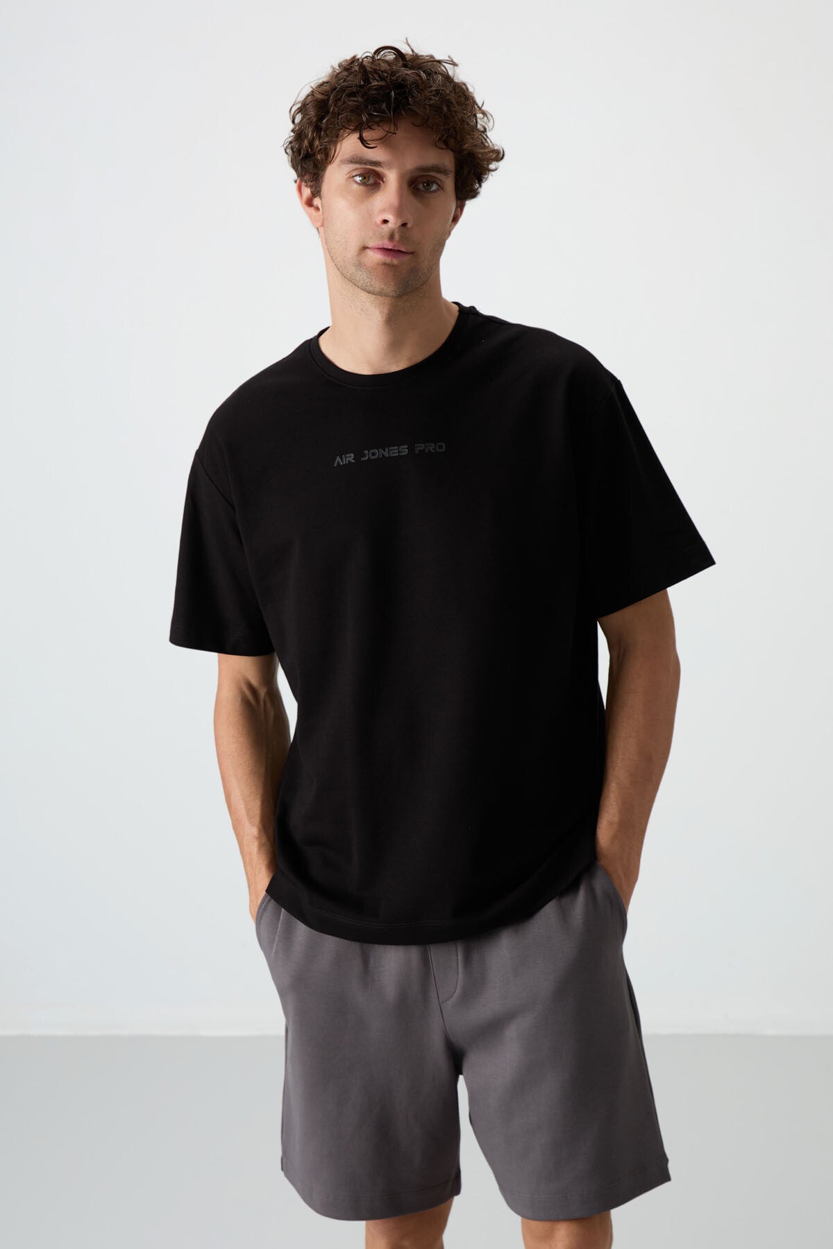 Siyah Pamuklu Kalın Yüzeyi Dokulu Oversize Fit Baskılı Erkek T-Shirt - 88364 - Siyah – Siyah, S