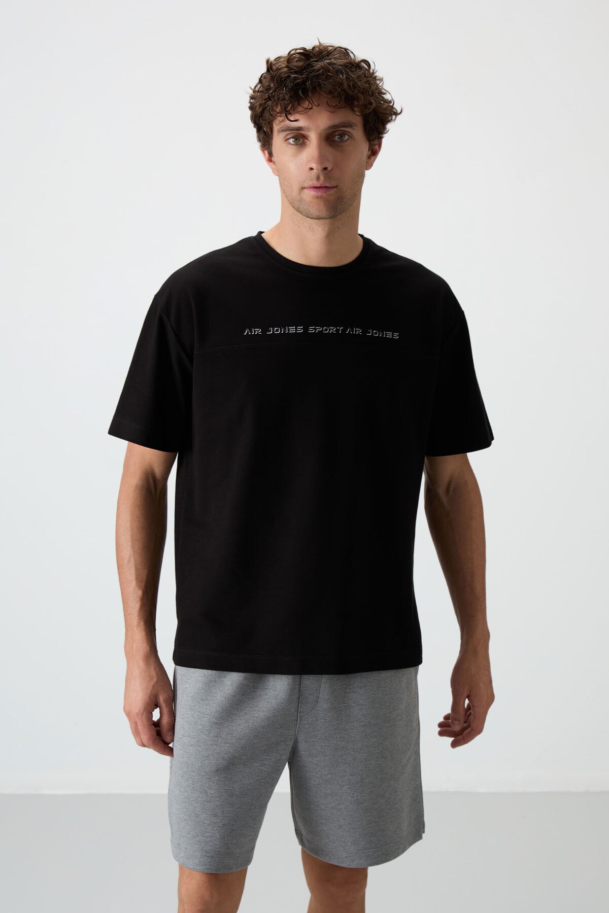 Siyah Pamuklu Kalın Yüzeyi Dokulu Oversize Fit Baskılı Erkek T-Shirt - 88371 - Siyah