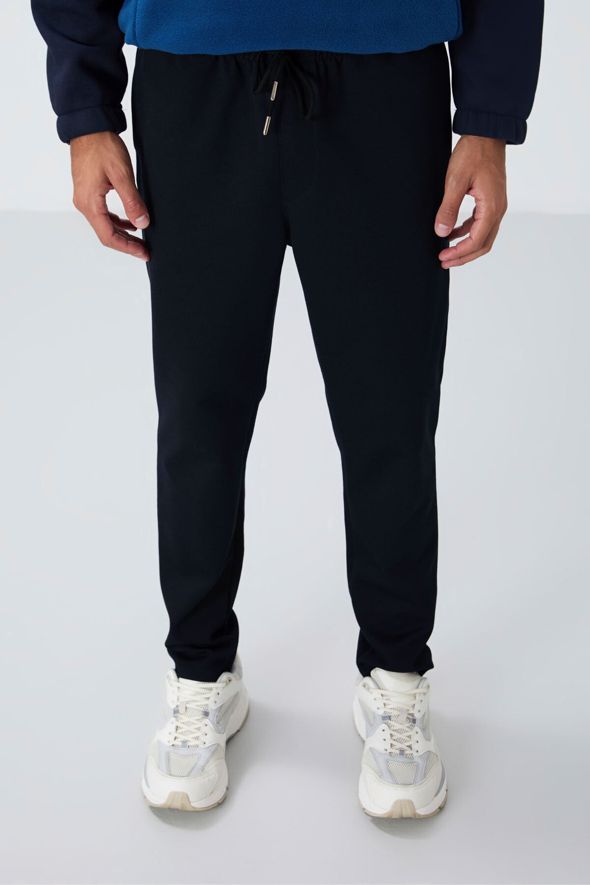 Lacivert Yüzeyi Dokulu Standart Fit Erkek Eşofman Alt - 82155 - Lacivert – Lacivert, S