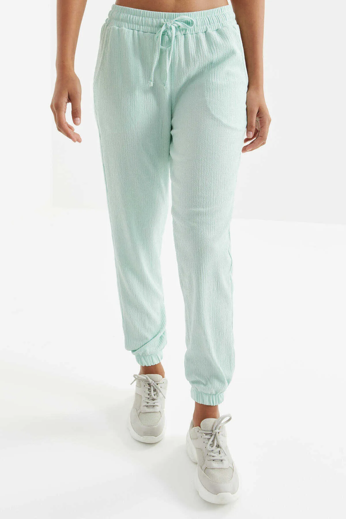 Tommylife Toptan Su Yeşili Bel Büzgülü Bağcıklı Jogger Bürümcük Kumaş Kadın Eşofman Alt - 94620 - SU YEŞİLİ – Su Yeşili, S