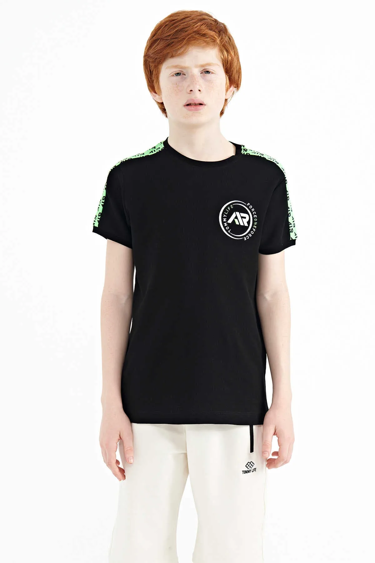Tommylife Toptan Garson Boy O Yaka Standart Kalıp Baskılı Erkek Çocuk T-Shirt 11121 Siyah - SİYAH – Siyah, 9-10