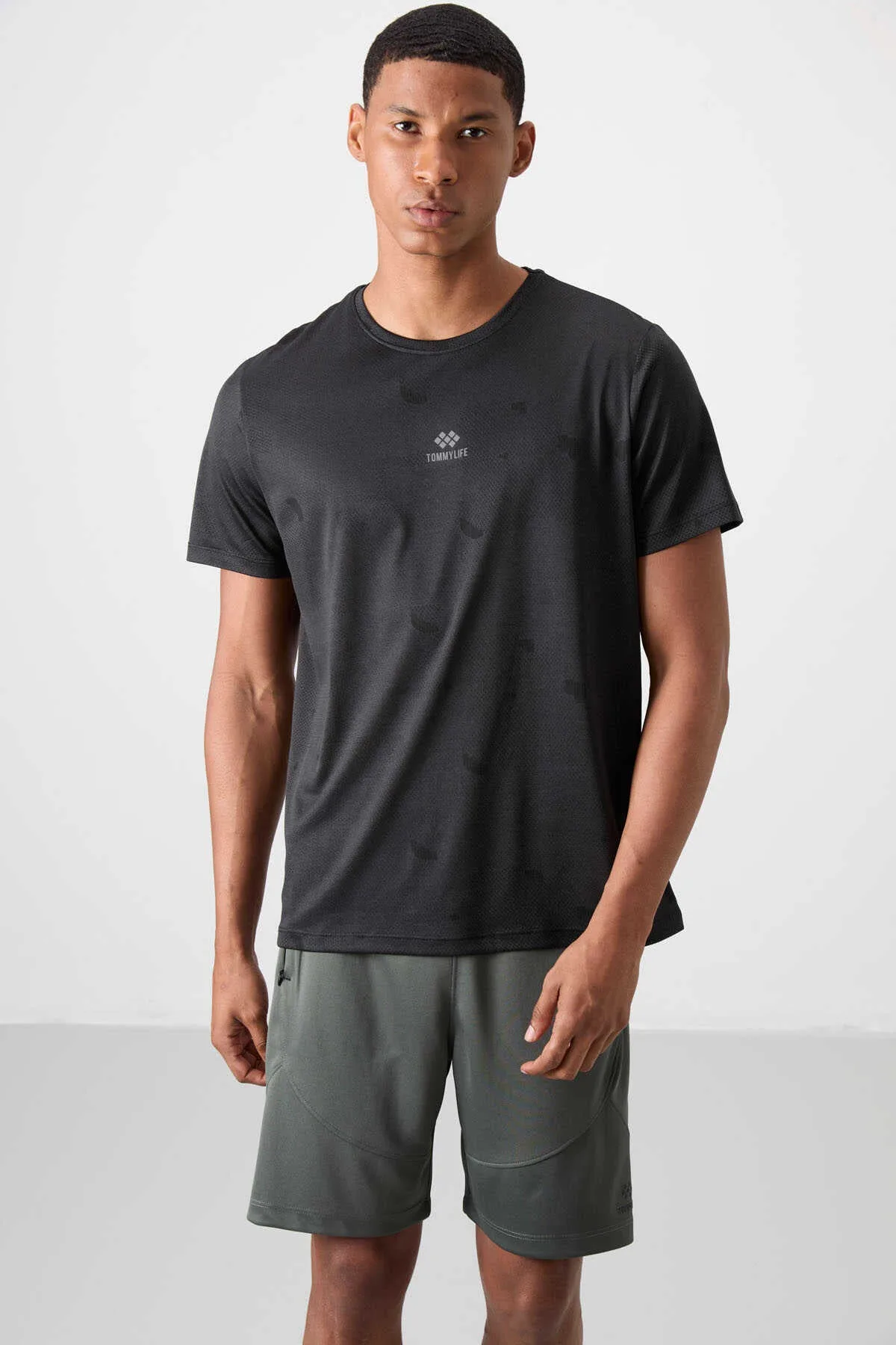 Tommylife Toptan O Yaka Standart Kalıp Aktif Spor Erkek T-Shirt 88397 Siyah - SİYAH – Siyah, S