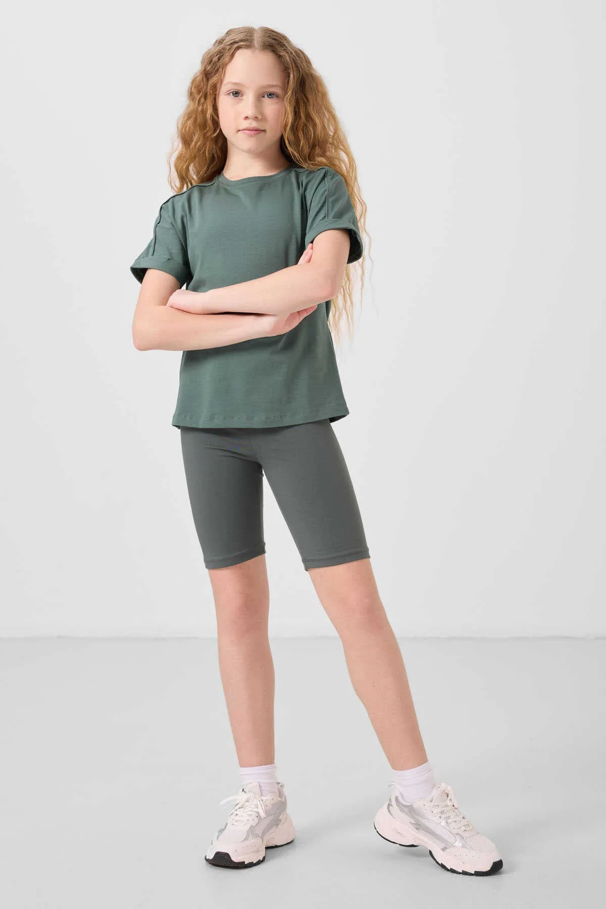 Tommylife Toptan Pamuklu Kısa Paça Standart Fit Basic Kız Çocuk Tayt 75188 Haki - Haki – Haki, 7-8