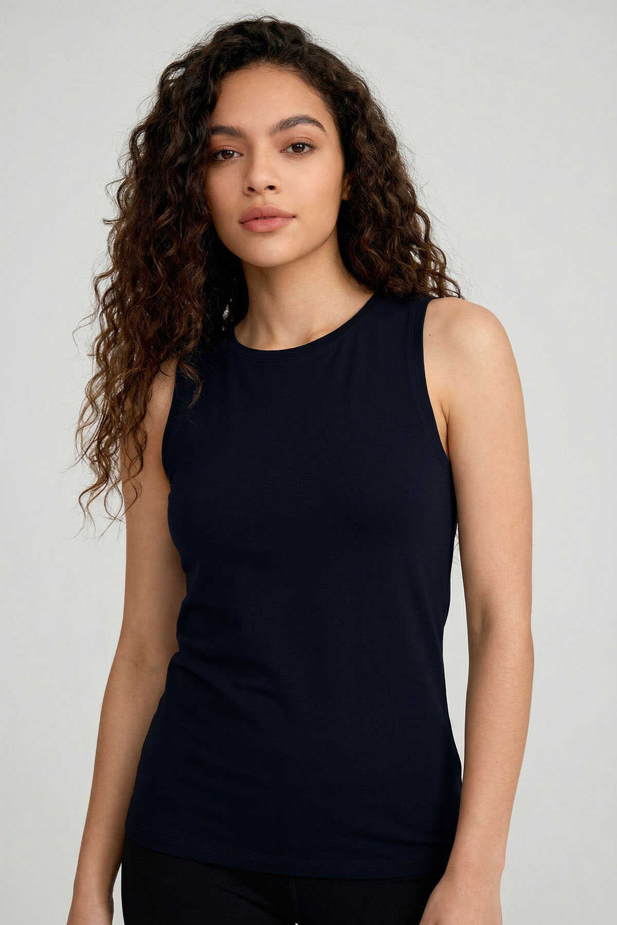Tommylife Toptan Lacivert Slim Fit Basic O Yaka Sıfır Kol Kadın Atlet - 97313 - Lacivert