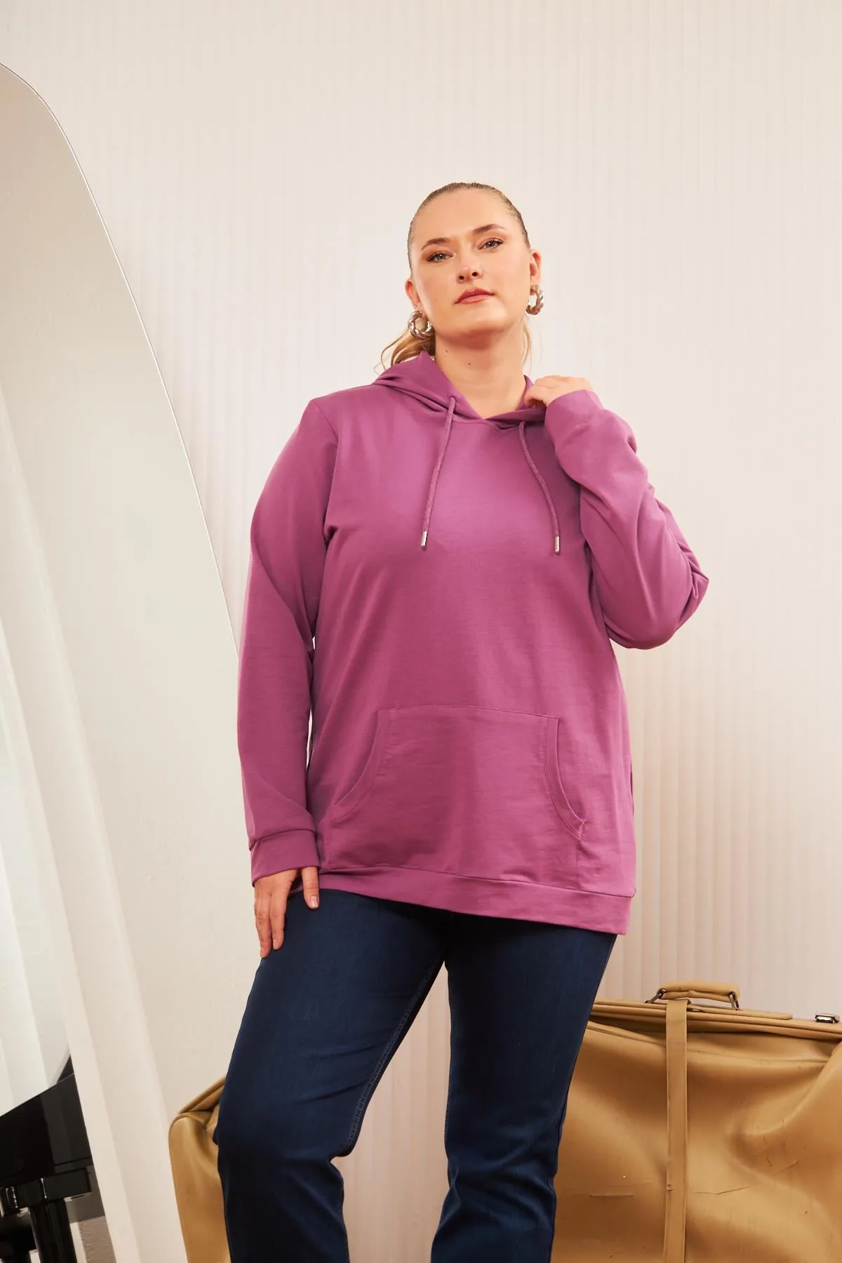 Kapşonlu Büyük Beden Mürdüm Sweatshirt – 44