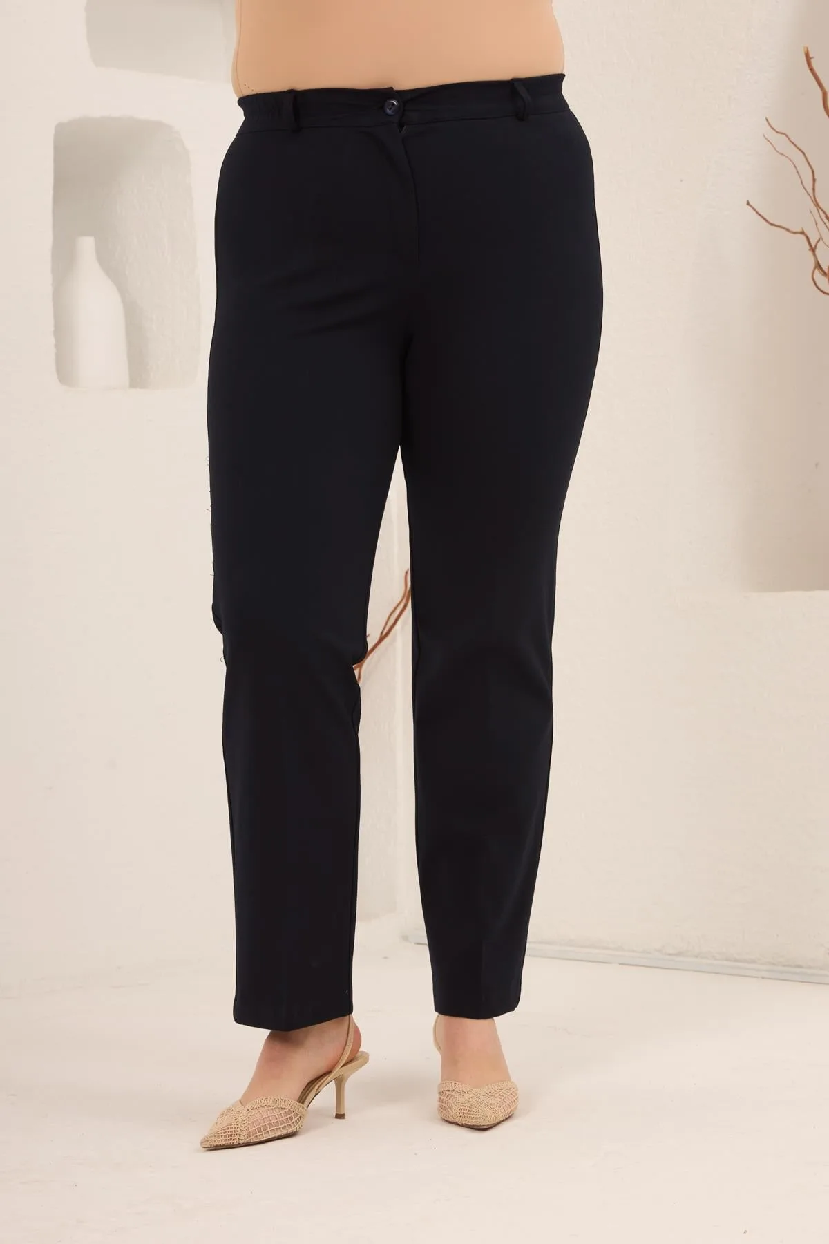 Beli Lastikli Büyük Beden Gabardin Geniş Paça Pantolon Lacivert – 44