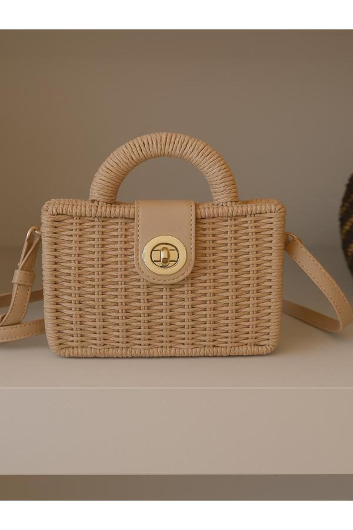 Kadın El Yapımı Kapaklı Hasır Çanta - Camel Rattan Kutulu Model 17x23 Cm CNT1033 - 1089camel