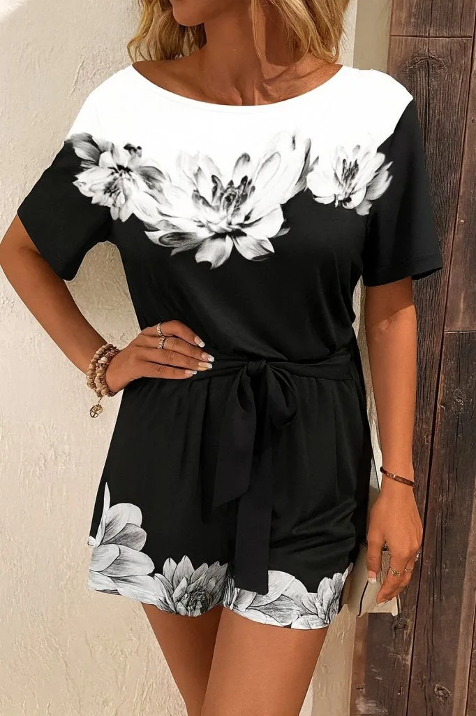 Kadın Tek Omuzu Açık çiçek Desenli Beli Kuşaklı Iki Iplik Mini Short Tulum, 34835 - Siyah – Siyah, S-M