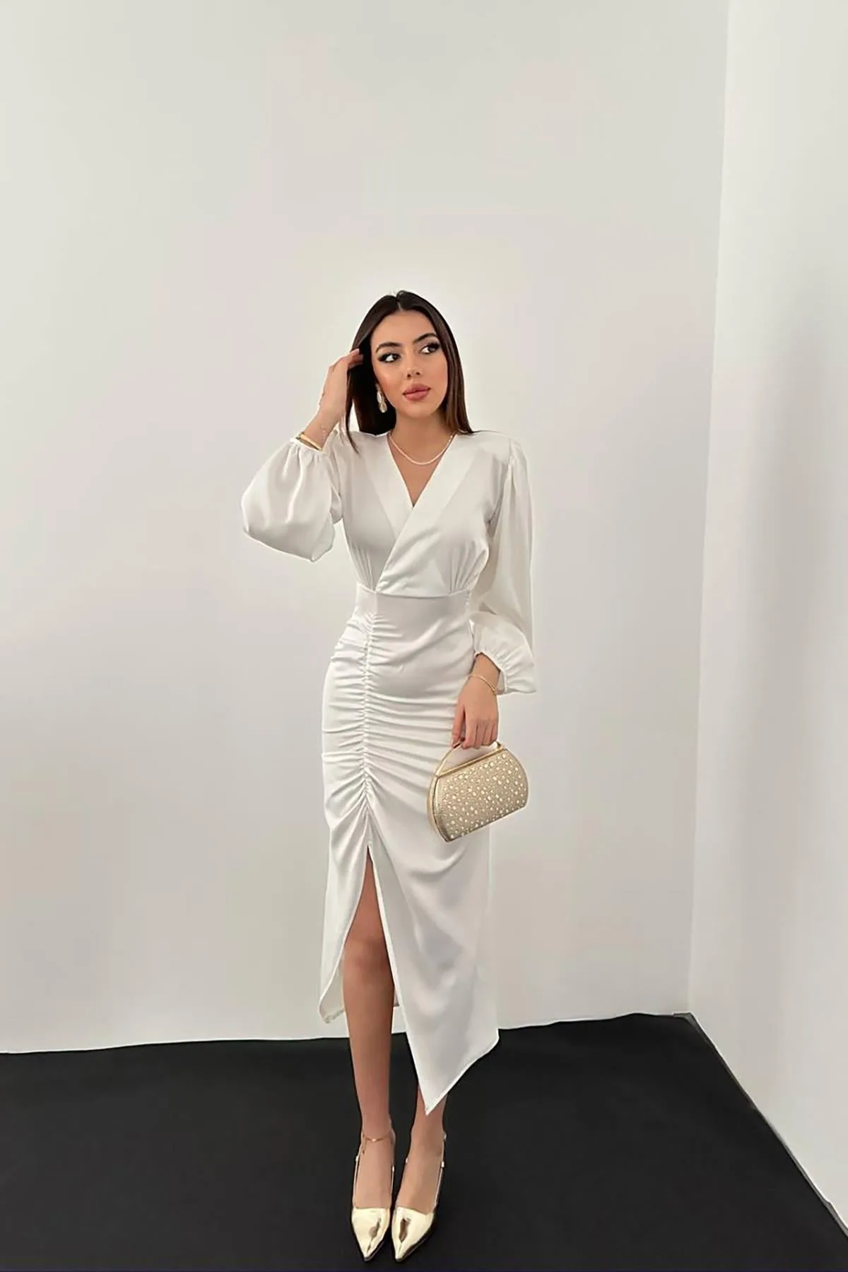 Beyaz V Yaka Saten Elbise - Beyaz – Beyaz, L