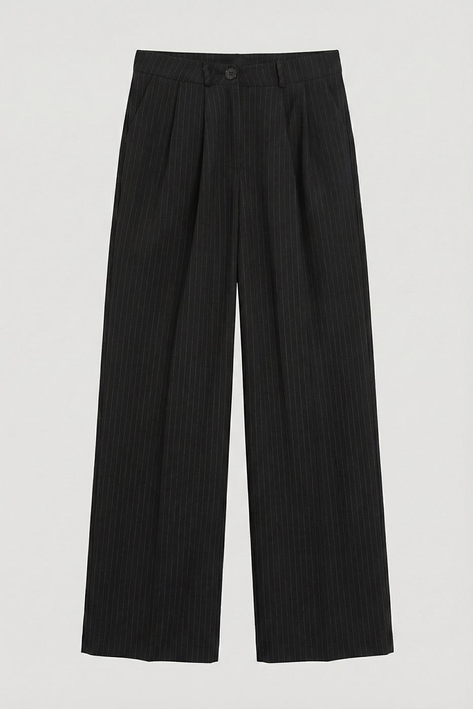 Straight Cut Loose Trousers - Black