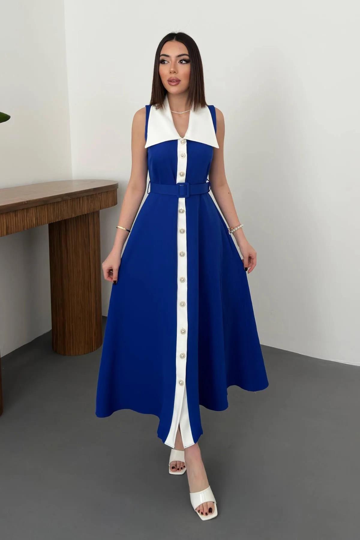 Saks Geniş Yakalı Halter Kollu Elbise - Saks – Saks, L