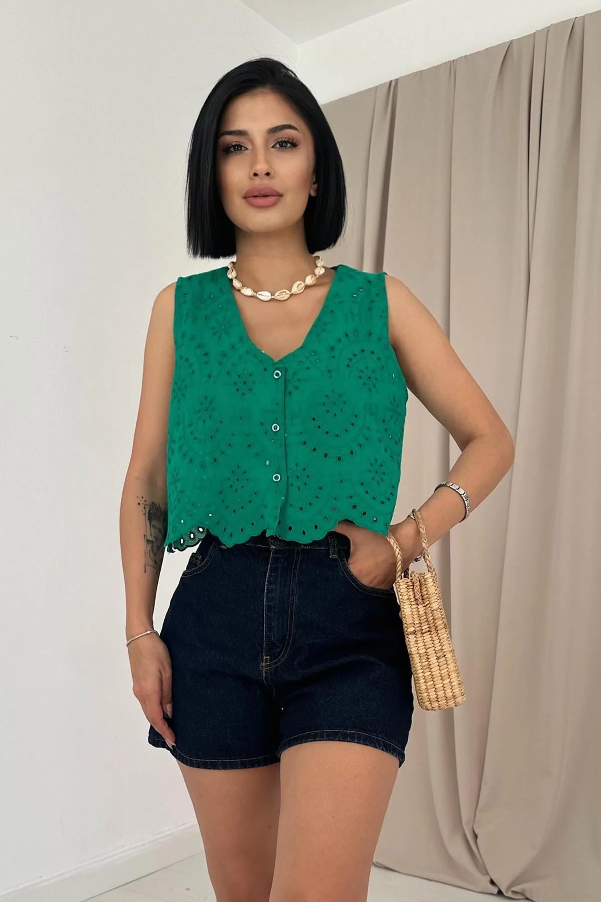 Yeşil Sıfır Kol Brode Bluz - Yeşil – Yeşil, L