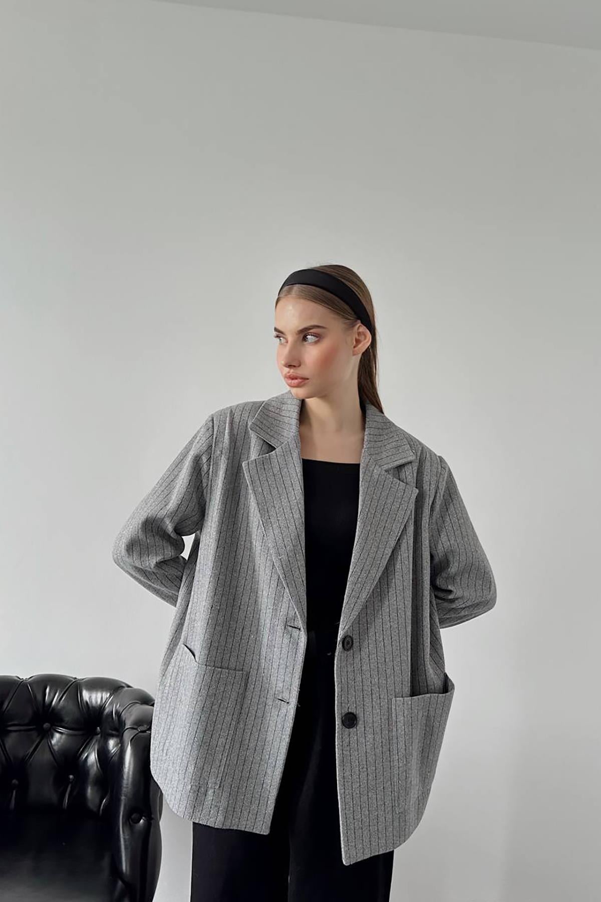 Gri Çizgili Oversize Ceket - Gri