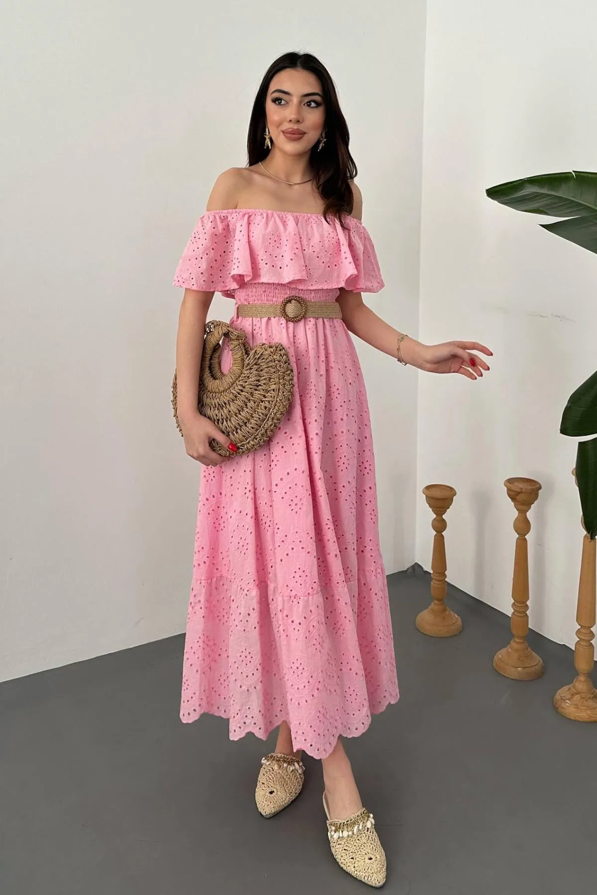 Pembe Omzu Lastikli Brode Elbise - Pembe – Pembe, L