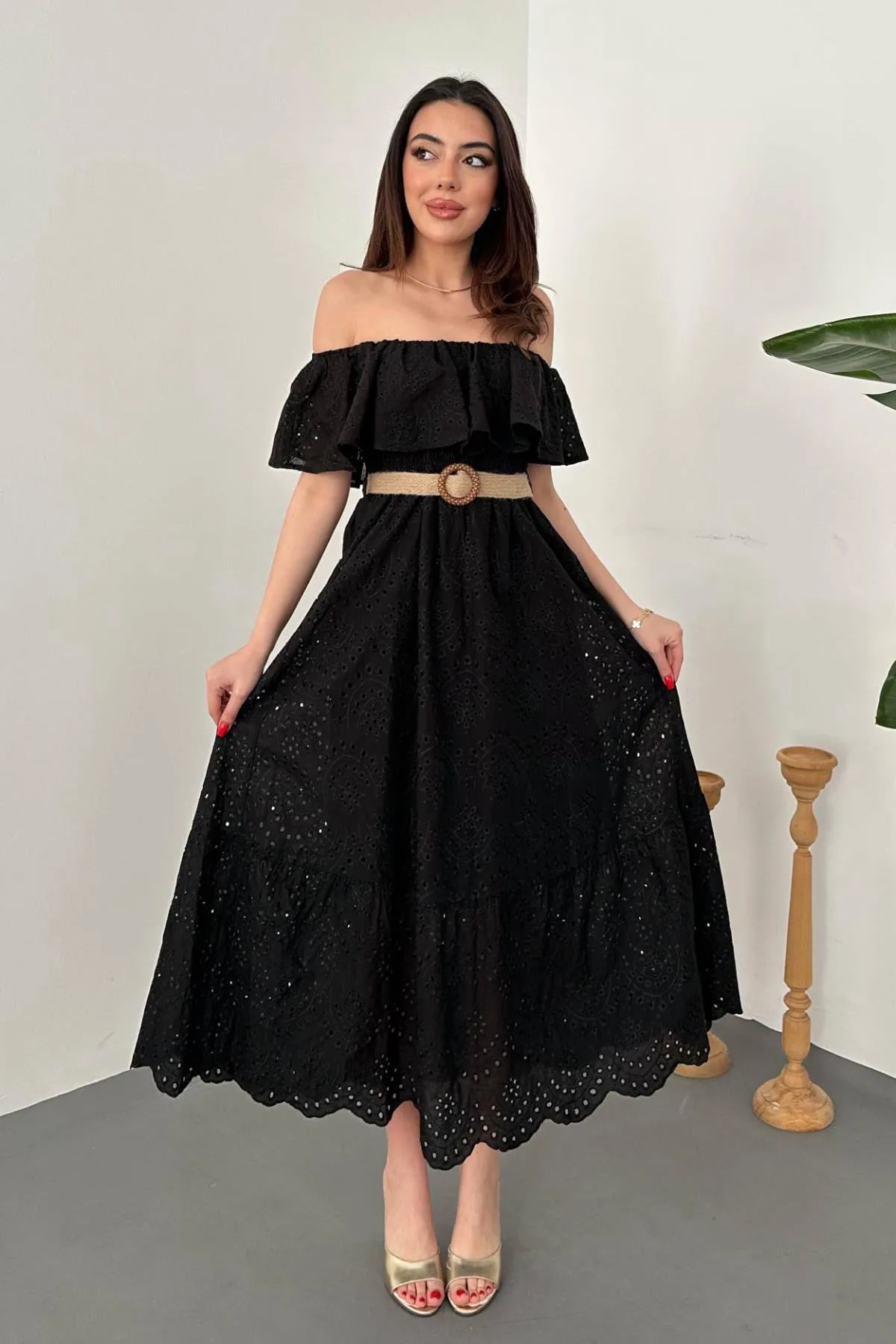 Siyah Omzu Lastikli Brode Elbise - Siyah – Siyah, L