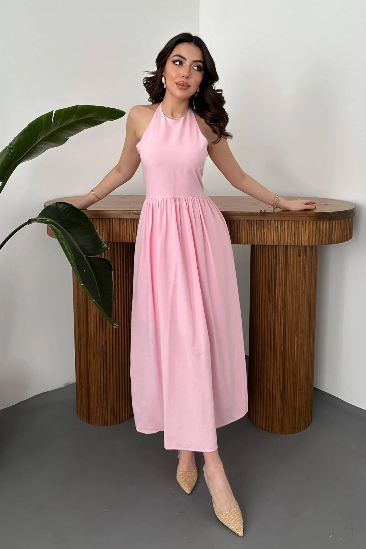 Pembe Arkası Gipeli Keten Elbise - Pembe – Pembe, L