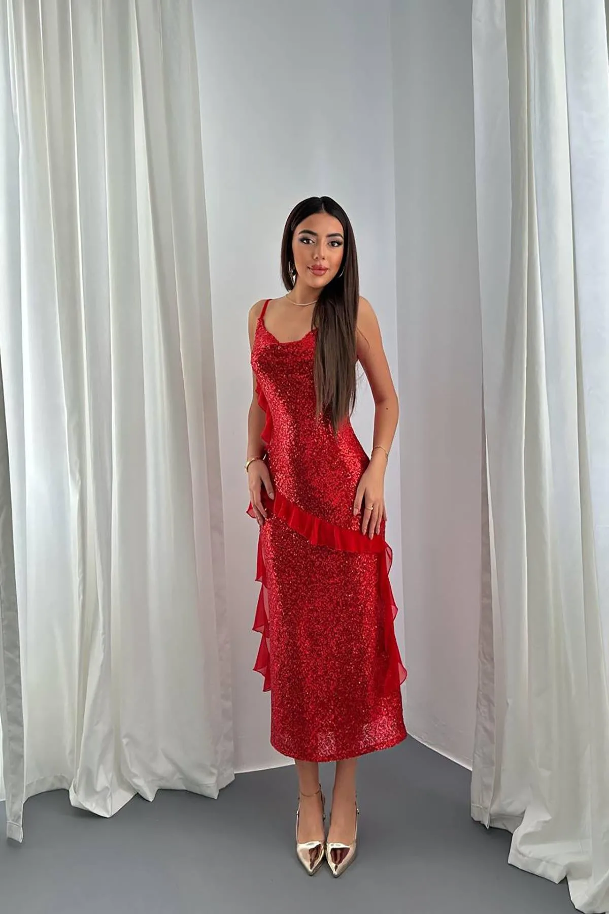Kırmızı Pul Payetli Şifon Fırfırlı Elbise - Kırmızı – Kırmızı, L