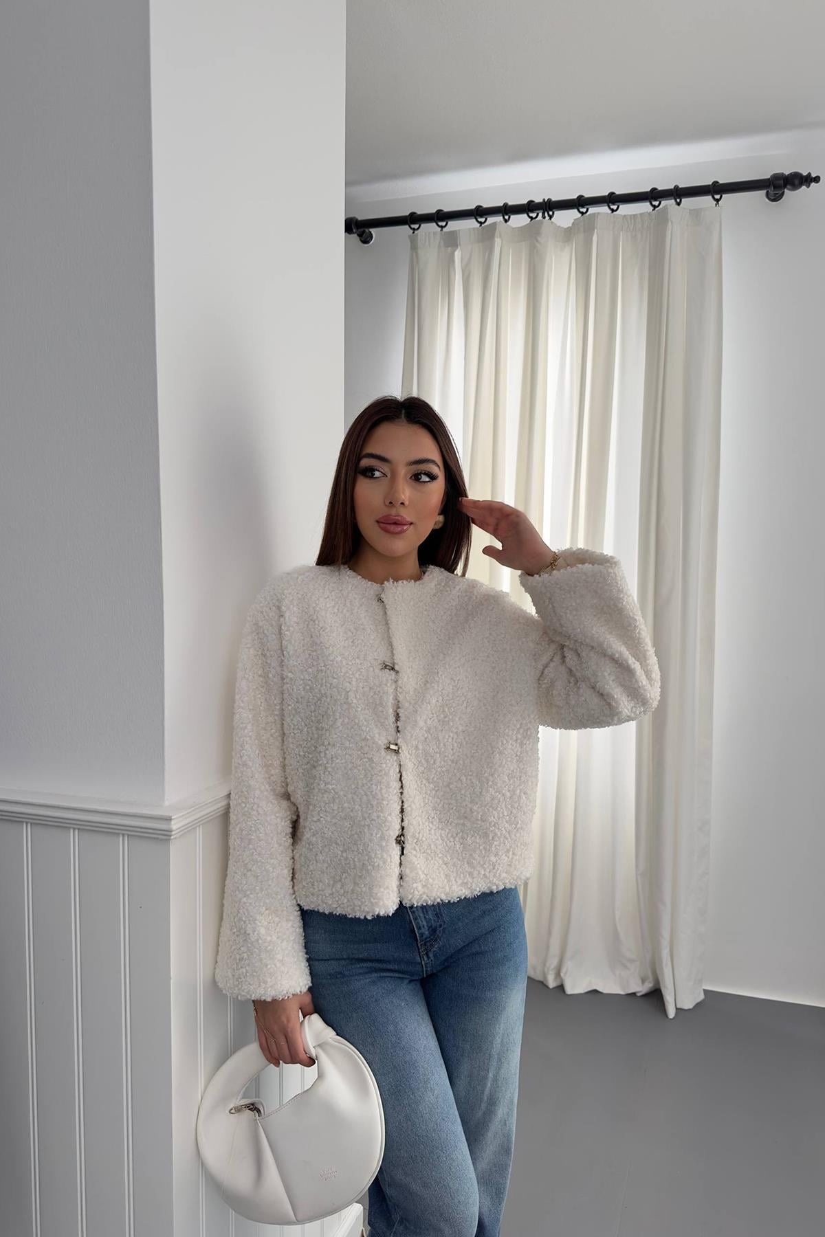 Ekru Peluş Kısa Ceket - Ekru