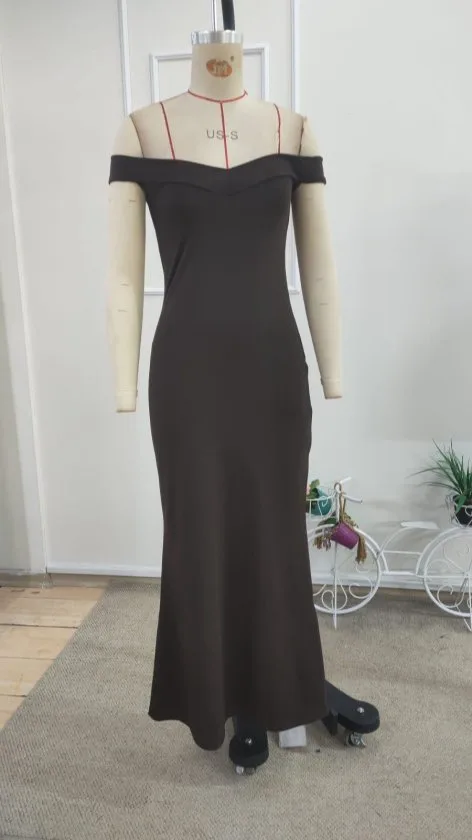 Kadın Omzu Açık Madonna Yaka V çentik Detaylı Uzun Dalgıç Elbise, 35493 - Kahve – Kahve, 2XL-3XL