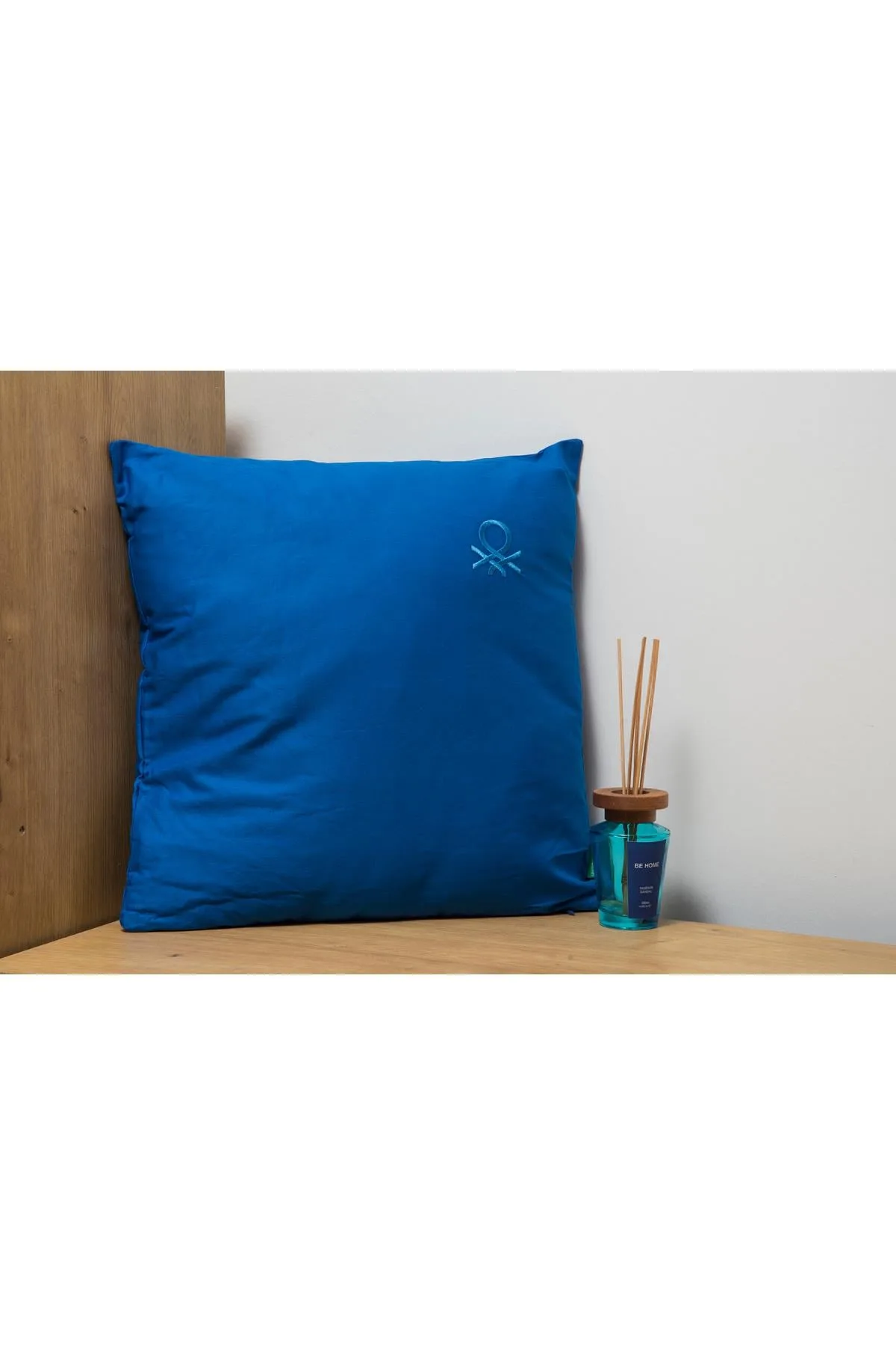Benetton 100% Pamuk 45*45 Cm Düz Kırlent Dolu Mavi - MAVİ