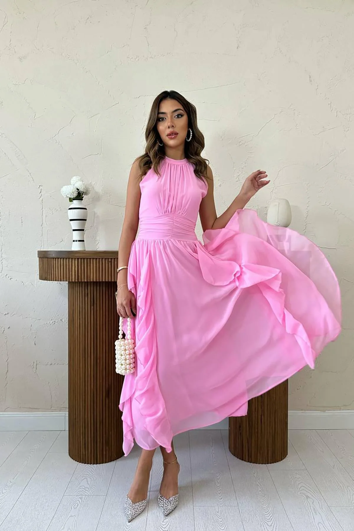 Pembe Önü Büzgülü Fırfırlı Elbise - Pembe – Pembe, L